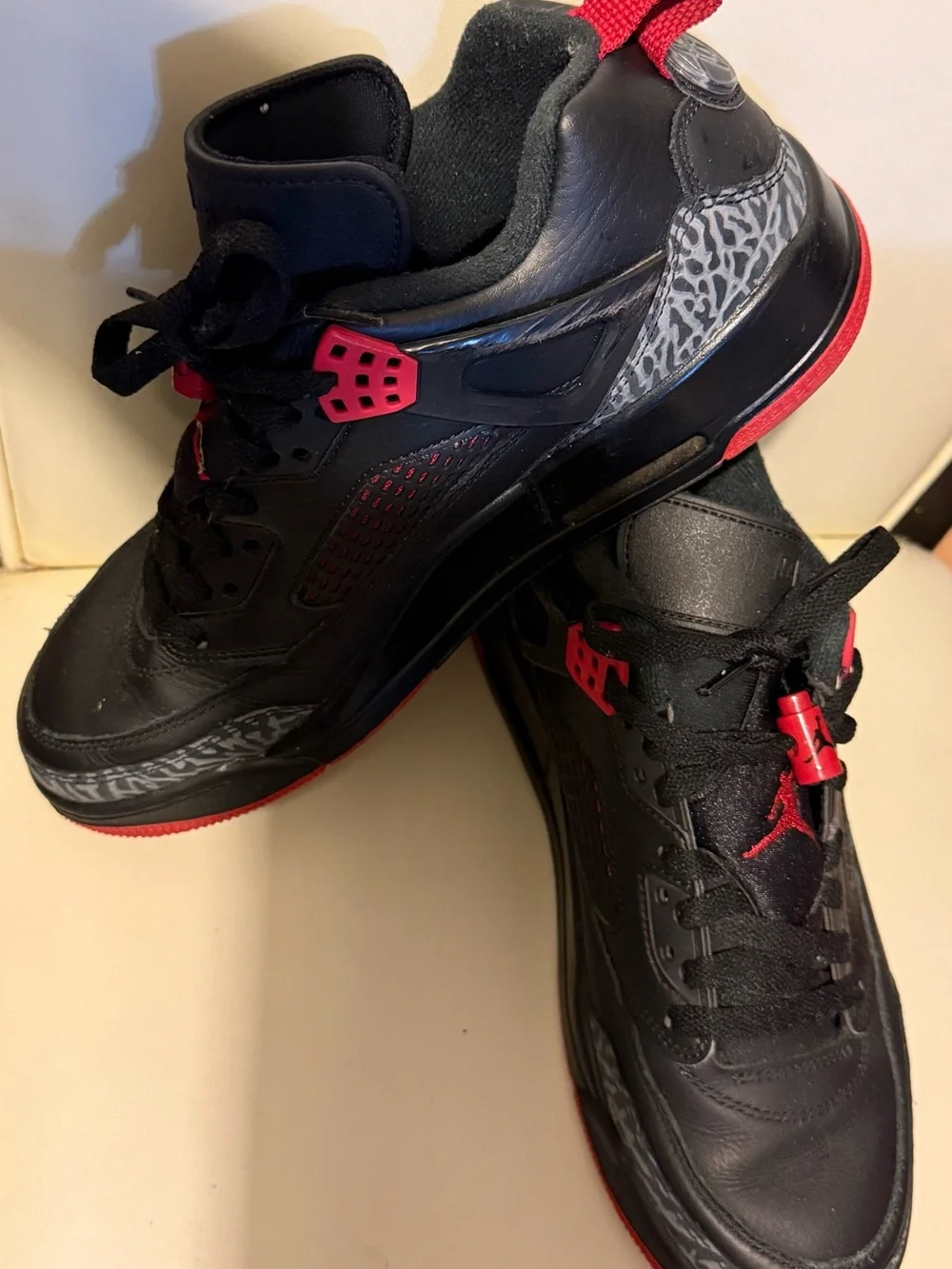 Jordan Men’s Black and Red Low-Top Sneakers